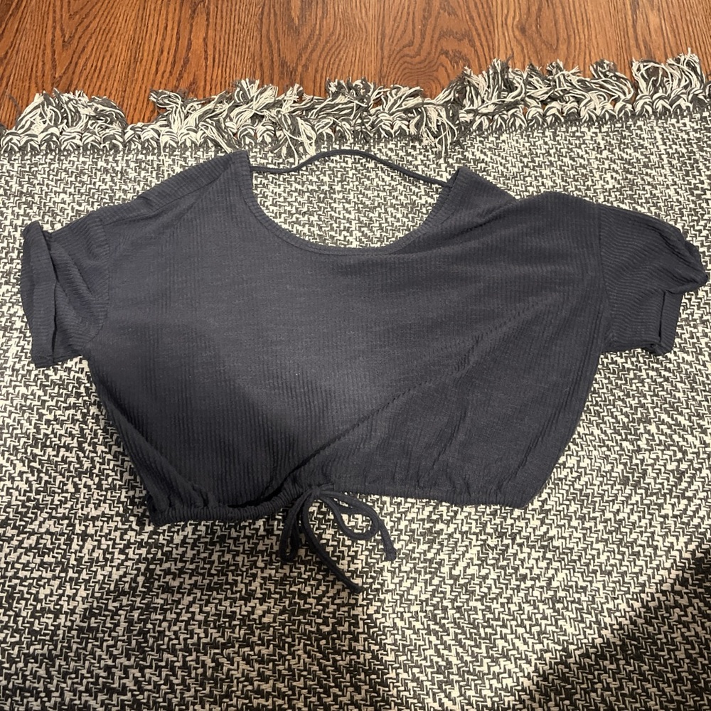 aeropostale blue open back crop top with tie detail